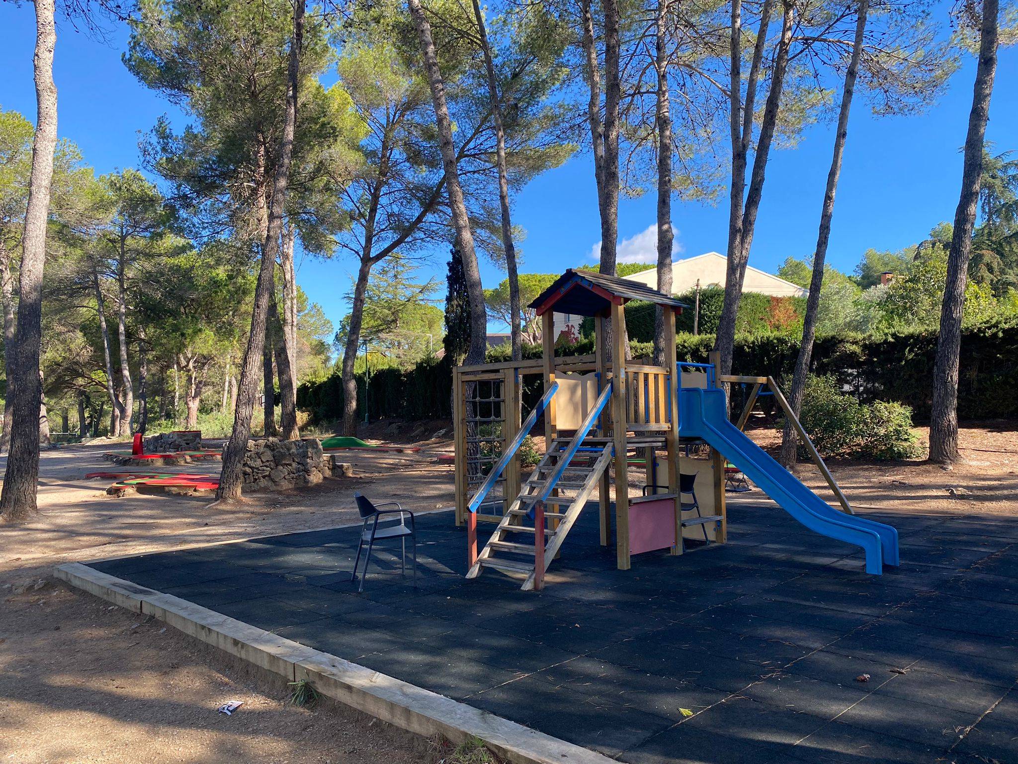 Parc infantil i mini-golf